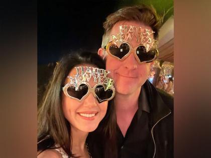 Preity Zinta celebrates New Year with some "old", "new" friends; shares pictures from bash | Preity Zinta celebrates New Year with some "old", "new" friends; shares pictures from bash Preity Zinta celebrates New Year with some "old", "new" friends; shares pictures from bash | Preity Zinta celebrates New Year with some "old", "new" friends; shares pictures from bash
