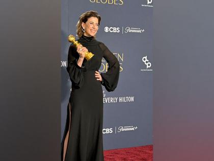 Fernanda Torres expresses gratitude to her mother as she accepts Golden Globes Best Actress award | Fernanda Torres expresses gratitude to her mother as she accepts Golden Globes Best Actress award Fernanda Torres expresses gratitude to her mother as she accepts Golden Globes Best Actress award | Fernanda Torres expresses gratitude to her mother as she accepts Golden Globes Best Actress award