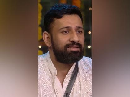 Bigg Boss 18 Finale: Rajat Dalal eliminated, battle for trophy between Vivian Dsena and Karan Veer Mehra | Bigg Boss 18 Finale: Rajat Dalal eliminated, battle for trophy between Vivian Dsena and Karan Veer Mehra Bigg Boss 18 Finale: Rajat Dalal eliminated, battle for trophy between Vivian Dsena and Karan Veer Mehra | Bigg Boss 18 Finale: Rajat Dalal eliminated, battle for trophy between Vivian Dsena and Karan Veer Mehra