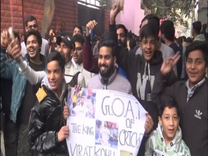 Virat Kohli mania grips Delhi as fans flock to Arun Jaitley Stadium for Ranji Trophy match | Virat Kohli mania grips Delhi as fans flock to Arun Jaitley Stadium for Ranji Trophy match