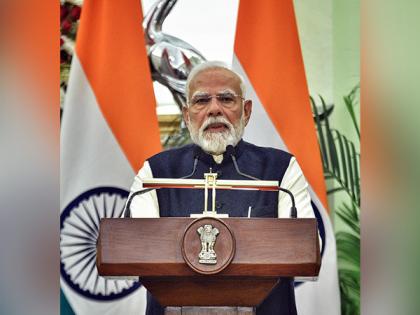PM Modi offers condolences over Washington Mid-Air Plane Collision | PM Modi offers condolences over Washington Mid-Air Plane Collision PM Modi offers condolences over Washington Mid-Air Plane Collision | PM Modi offers condolences over Washington Mid-Air Plane Collision