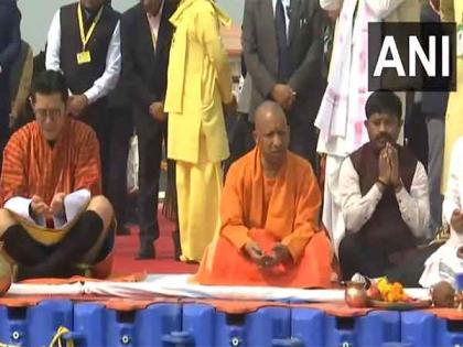 Bhutan King, UP CM Yogi Adityanath offer prayers at Triveni Sangam in Prayagraj | Bhutan King, UP CM Yogi Adityanath offer prayers at Triveni Sangam in Prayagraj Bhutan King, UP CM Yogi Adityanath offer prayers at Triveni Sangam in Prayagraj | Bhutan King, UP CM Yogi Adityanath offer prayers at Triveni Sangam in Prayagraj