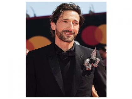 Adrien Brody showers love on Georgina Chapman after winning Critics Choice award | Adrien Brody showers love on Georgina Chapman after winning Critics Choice award Adrien Brody showers love on Georgina Chapman after winning Critics Choice award | Adrien Brody showers love on Georgina Chapman after winning Critics Choice award