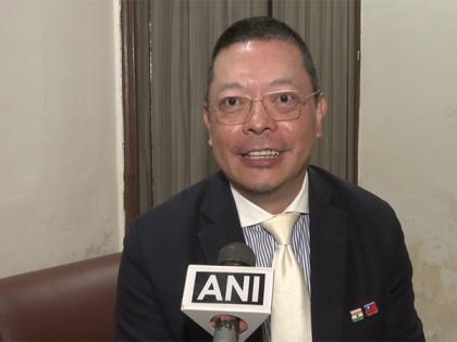 Taiwan diplomat calls 'One China' policy a "scam" at Siang Dialogue 2.0 | Taiwan diplomat calls 'One China' policy a "scam" at Siang Dialogue 2.0 Taiwan diplomat calls 'One China' policy a "scam" at Siang Dialogue 2.0 | Taiwan diplomat calls 'One China' policy a "scam" at Siang Dialogue 2.0