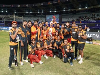 Hrithik Roshan attends ISPL match, celebrates victory of his team KVN Bangalore Strikers | Hrithik Roshan attends ISPL match, celebrates victory of his team KVN Bangalore Strikers Hrithik Roshan attends ISPL match, celebrates victory of his team KVN Bangalore Strikers | Hrithik Roshan attends ISPL match, celebrates victory of his team KVN Bangalore Strikers