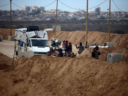 Israel issues warning as troops hold buffer zones in Gaza | Israel issues warning as troops hold buffer zones in Gaza Israel issues warning as troops hold buffer zones in Gaza | Israel issues warning as troops hold buffer zones in Gaza