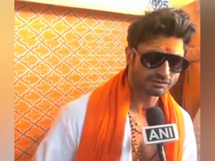 "We should not forget our culture," says Vidyut Jamwal as he attends Maha Kumbh | "We should not forget our culture," says Vidyut Jamwal as he attends Maha Kumbh "We should not forget our culture," says Vidyut Jamwal as he attends Maha Kumbh | "We should not forget our culture," says Vidyut Jamwal as he attends Maha Kumbh