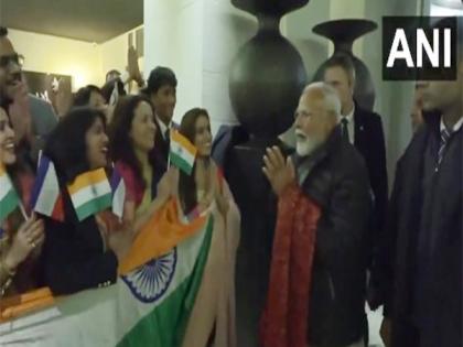 Indian diaspora in Marseille welcomes PM Modi with enthusiasm | Indian diaspora in Marseille welcomes PM Modi with enthusiasm Indian diaspora in Marseille welcomes PM Modi with enthusiasm | Indian diaspora in Marseille welcomes PM Modi with enthusiasm