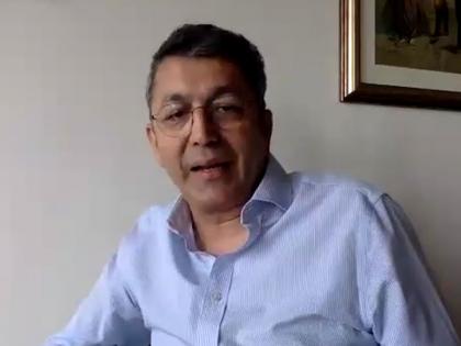 "Film industry still does n't believe in them": Director Kunal Kohli on rom-coms | "Film industry still does n't believe in them": Director Kunal Kohli on rom-coms "Film industry still does n't believe in them": Director Kunal Kohli on rom-coms | "Film industry still does n't believe in them": Director Kunal Kohli on rom-coms