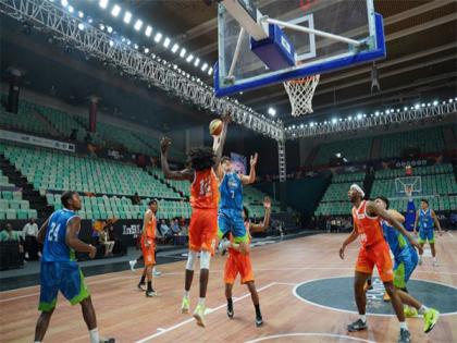 Mumbai Titans keep up winning streak with 85-70 win over Chennai Heat | Mumbai Titans keep up winning streak with 85-70 win over Chennai Heat Mumbai Titans keep up winning streak with 85-70 win over Chennai Heat | Mumbai Titans keep up winning streak with 85-70 win over Chennai Heat