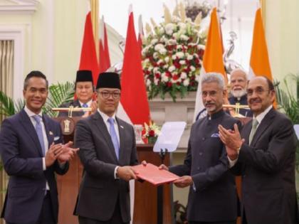 India, Indonesia ink milestone pact for quality assurance in traditional medicine: Ayush Minister | India, Indonesia ink milestone pact for quality assurance in traditional medicine: Ayush Minister India, Indonesia ink milestone pact for quality assurance in traditional medicine: Ayush Minister | India, Indonesia ink milestone pact for quality assurance in traditional medicine: Ayush Minister