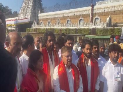 Naga Chaitanya, Sai Pallavi seek blessings at Tirupati temple after 'Thandel' success; check pics | Naga Chaitanya, Sai Pallavi seek blessings at Tirupati temple after 'Thandel' success; check pics Naga Chaitanya, Sai Pallavi seek blessings at Tirupati temple after 'Thandel' success; check pics | Naga Chaitanya, Sai Pallavi seek blessings at Tirupati temple after 'Thandel' success; check pics