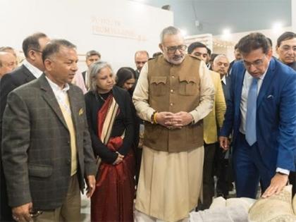 Trident Aims for 3X Growth by 2027 with INR 1000 Crore CapEx Plan for Sustainability and Modernization; Unveils Ambitious Plans at Bharat Tex 2025 | Trident Aims for 3X Growth by 2027 with INR 1000 Crore CapEx Plan for Sustainability and Modernization; Unveils Ambitious Plans at Bharat Tex 2025 Trident Aims for 3X Growth by 2027 with INR 1000 Crore CapEx Plan for Sustainability and Modernization; Unveils Ambitious Plans at Bharat Tex 2025 | Trident Aims for 3X Growth by 2027 with INR 1000 Crore CapEx Plan for Sustainability and Modernization; Unveils Ambitious Plans at Bharat Tex 2025
