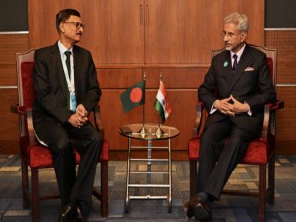 In Muscat, EAM Jaishankar meets with Bangladesh Foreign Affairs Adviser; discusses bilateral ties, BIMSTEC | In Muscat, EAM Jaishankar meets with Bangladesh Foreign Affairs Adviser; discusses bilateral ties, BIMSTEC In Muscat, EAM Jaishankar meets with Bangladesh Foreign Affairs Adviser; discusses bilateral ties, BIMSTEC | In Muscat, EAM Jaishankar meets with Bangladesh Foreign Affairs Adviser; discusses bilateral ties, BIMSTEC
