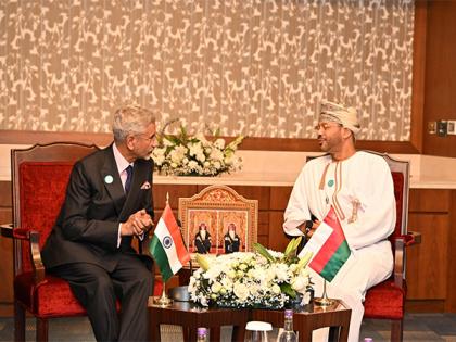 EAM Jaishankar meets counterpart of Oman, Brunie and Iran on the sidelines of Indian Ocean Conference | EAM Jaishankar meets counterpart of Oman, Brunie and Iran on the sidelines of Indian Ocean Conference EAM Jaishankar meets counterpart of Oman, Brunie and Iran on the sidelines of Indian Ocean Conference | EAM Jaishankar meets counterpart of Oman, Brunie and Iran on the sidelines of Indian Ocean Conference