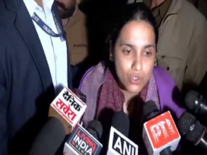"112 illegal Indian immigrants deported from US in flight, their immigration underway": Amritsar DC | "112 illegal Indian immigrants deported from US in flight, their immigration underway": Amritsar DC "112 illegal Indian immigrants deported from US in flight, their immigration underway": Amritsar DC | "112 illegal Indian immigrants deported from US in flight, their immigration underway": Amritsar DC