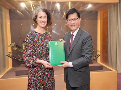 Taiwan's Foreign Minister meets UK MP Sarah Champion, thanks her for UK's strong support | Taiwan's Foreign Minister meets UK MP Sarah Champion, thanks her for UK's strong support Taiwan's Foreign Minister meets UK MP Sarah Champion, thanks her for UK's strong support | Taiwan's Foreign Minister meets UK MP Sarah Champion, thanks her for UK's strong support