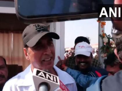 Akshay Kumar takes sacred dip at Triveni Sangam, expresses gratitude for seamless arrangements at Maha Kumbh | Akshay Kumar takes sacred dip at Triveni Sangam, expresses gratitude for seamless arrangements at Maha Kumbh Akshay Kumar takes sacred dip at Triveni Sangam, expresses gratitude for seamless arrangements at Maha Kumbh | Akshay Kumar takes sacred dip at Triveni Sangam, expresses gratitude for seamless arrangements at Maha Kumbh