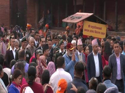 Six former Indian Army chiefs perform special Pooja at Pashupatinath Temple in Kathmandu | Six former Indian Army chiefs perform special Pooja at Pashupatinath Temple in Kathmandu Six former Indian Army chiefs perform special Pooja at Pashupatinath Temple in Kathmandu | Six former Indian Army chiefs perform special Pooja at Pashupatinath Temple in Kathmandu
