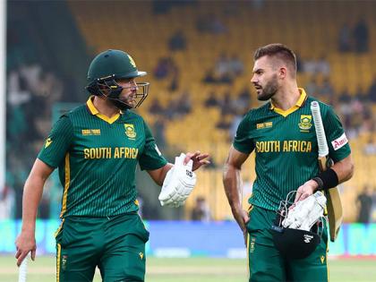 Aiden Markram exits field with hamstring discomfort; Heinrich Klaasen takes charge | Aiden Markram exits field with hamstring discomfort; Heinrich Klaasen takes charge