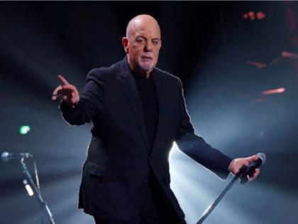 Billy Joel recovers after fall down during Connecticut concert | Billy Joel recovers after fall down during Connecticut concert Billy Joel recovers after fall down during Connecticut concert | Billy Joel recovers after fall down during Connecticut concert