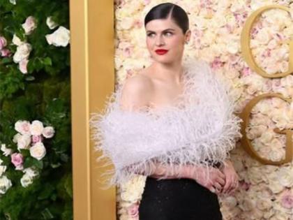 "I got an Emmy nomination": Alexandra Daddario responds to critics who call her "bad actress" | "I got an Emmy nomination": Alexandra Daddario responds to critics who call her "bad actress" "I got an Emmy nomination": Alexandra Daddario responds to critics who call her "bad actress" | "I got an Emmy nomination": Alexandra Daddario responds to critics who call her "bad actress"