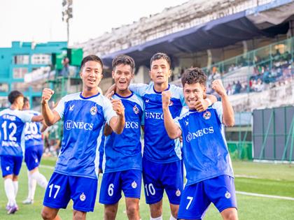 Aizawl FC keep hopes flickering with a comeback win over SC Bengaluru | Aizawl FC keep hopes flickering with a comeback win over SC Bengaluru Aizawl FC keep hopes flickering with a comeback win over SC Bengaluru | Aizawl FC keep hopes flickering with a comeback win over SC Bengaluru
