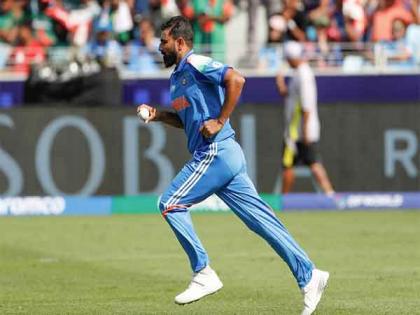 Philander, Southee lend support to Shami's call to ICC for revoking ban on saliva usage on ball | Philander, Southee lend support to Shami's call to ICC for revoking ban on saliva usage on ball