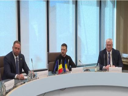Zelenskyy hails EU support: "We're not alone" in fight against Russia | Zelenskyy hails EU support: "We're not alone" in fight against Russia Zelenskyy hails EU support: "We're not alone" in fight against Russia | Zelenskyy hails EU support: "We're not alone" in fight against Russia
