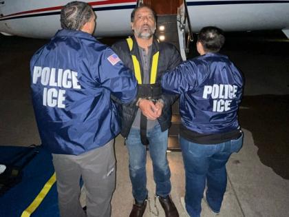 FBI identifies Pak national as "national security priority", deports him from US | FBI identifies Pak national as "national security priority", deports him from US FBI identifies Pak national as "national security priority", deports him from US | FBI identifies Pak national as "national security priority", deports him from US