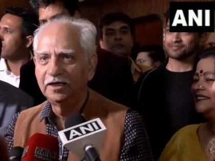 IIFA 2025: Ramesh Sippy attends special screening of 'Sholay' at Jaipur's Rajmandir Cinema | IIFA 2025: Ramesh Sippy attends special screening of 'Sholay' at Jaipur's Rajmandir Cinema IIFA 2025: Ramesh Sippy attends special screening of 'Sholay' at Jaipur's Rajmandir Cinema | IIFA 2025: Ramesh Sippy attends special screening of 'Sholay' at Jaipur's Rajmandir Cinema
