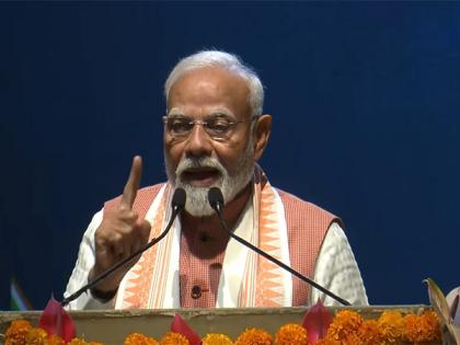 "Many families of Mauritius couldn't attend Maha Kumbh...": PM Modi brings holy Sangam water for Mauritius | "Many families of Mauritius couldn't attend Maha Kumbh...": PM Modi brings holy Sangam water for Mauritius "Many families of Mauritius couldn't attend Maha Kumbh...": PM Modi brings holy Sangam water for Mauritius | "Many families of Mauritius couldn't attend Maha Kumbh...": PM Modi brings holy Sangam water for Mauritius