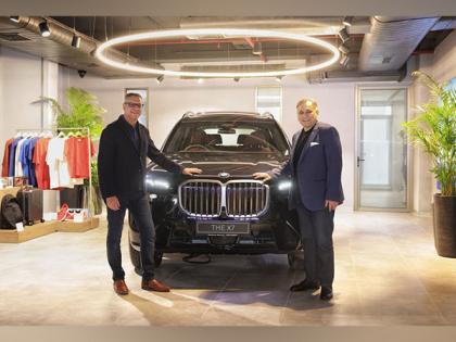 BMW Group India strengthens its dealer network with a new Retail.NEXT dealership | BMW Group India strengthens its dealer network with a new Retail.NEXT dealership BMW Group India strengthens its dealer network with a new Retail.NEXT dealership | BMW Group India strengthens its dealer network with a new Retail.NEXT dealership