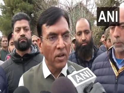 "Efforts will be made to see how Kashmir progresses in sports sector": Mansukh Mandaviya | "Efforts will be made to see how Kashmir progresses in sports sector": Mansukh Mandaviya "Efforts will be made to see how Kashmir progresses in sports sector": Mansukh Mandaviya | "Efforts will be made to see how Kashmir progresses in sports sector": Mansukh Mandaviya