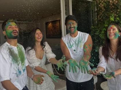 Katrina Kaif, Vicky Kaushal send Holi wishes as they celebrate with loved ones; check pics | Katrina Kaif, Vicky Kaushal send Holi wishes as they celebrate with loved ones; check pics Katrina Kaif, Vicky Kaushal send Holi wishes as they celebrate with loved ones; check pics | Katrina Kaif, Vicky Kaushal send Holi wishes as they celebrate with loved ones; check pics