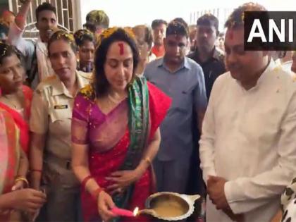 Hema Malini participates in traditional festivities at Holi celebration in Puri | Hema Malini participates in traditional festivities at Holi celebration in Puri Hema Malini participates in traditional festivities at Holi celebration in Puri | Hema Malini participates in traditional festivities at Holi celebration in Puri