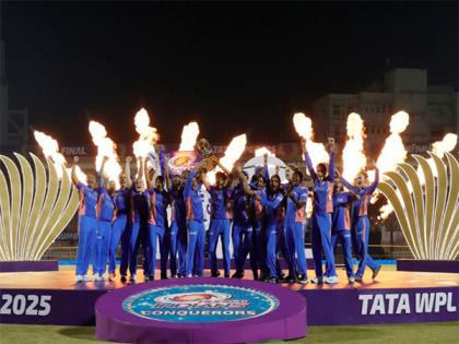 WPL: A night of all-around dominance for Mumbai Indians at Brabourne Stadium | WPL: A night of all-around dominance for Mumbai Indians at Brabourne Stadium