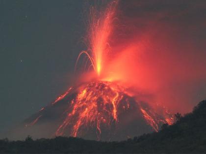 Indonesia's Mount Lewotobi Laki Laki volcano erupts | Indonesia's Mount Lewotobi Laki Laki volcano erupts