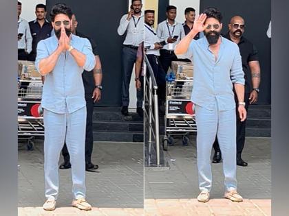 'KGF' star Yash in Mumbai for shoot of 'Toxic' | 'KGF' star Yash in Mumbai for shoot of 'Toxic' 'KGF' star Yash in Mumbai for shoot of 'Toxic' | 'KGF' star Yash in Mumbai for shoot of 'Toxic'