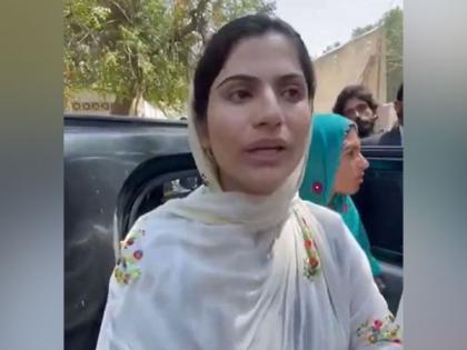 Pakistan: BYC accuses police of blocking Sammi Deen Baloch's release despite court's order | Pakistan: BYC accuses police of blocking Sammi Deen Baloch's release despite court's order Pakistan: BYC accuses police of blocking Sammi Deen Baloch's release despite court's order | Pakistan: BYC accuses police of blocking Sammi Deen Baloch's release despite court's order