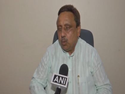 Praveen Khandelwal urges Centre to exempt small merchants, consumers from paying Merchant Discount Rate | Praveen Khandelwal urges Centre to exempt small merchants, consumers from paying Merchant Discount Rate Praveen Khandelwal urges Centre to exempt small merchants, consumers from paying Merchant Discount Rate | Praveen Khandelwal urges Centre to exempt small merchants, consumers from paying Merchant Discount Rate