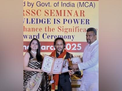 Maayur Jittsingh Kagade Honored with Bharat Gaurav Ratna Shri Sammaan Award and Padma Shri Sammaan Award | Maayur Jittsingh Kagade Honored with Bharat Gaurav Ratna Shri Sammaan Award and Padma Shri Sammaan Award Maayur Jittsingh Kagade Honored with Bharat Gaurav Ratna Shri Sammaan Award and Padma Shri Sammaan Award | Maayur Jittsingh Kagade Honored with Bharat Gaurav Ratna Shri Sammaan Award and Padma Shri Sammaan Award