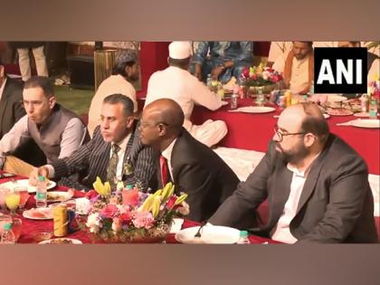 "India reflects diversity": Diplomats join 'Sadbhavna Iftar' in Delhi | "India reflects diversity": Diplomats join 'Sadbhavna Iftar' in Delhi "India reflects diversity": Diplomats join 'Sadbhavna Iftar' in Delhi | "India reflects diversity": Diplomats join 'Sadbhavna Iftar' in Delhi
