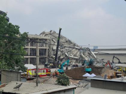 Under construction building collapses in front of JJ Mall in Bangkok after earthquake | Under construction building collapses in front of JJ Mall in Bangkok after earthquake Under construction building collapses in front of JJ Mall in Bangkok after earthquake | Under construction building collapses in front of JJ Mall in Bangkok after earthquake
