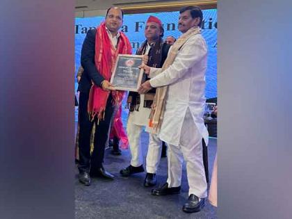Renowned Media Strategist Nikhil Singhal Honored with Uttar Pradesh Anmol Ratan Award | Renowned Media Strategist Nikhil Singhal Honored with Uttar Pradesh Anmol Ratan Award Renowned Media Strategist Nikhil Singhal Honored with Uttar Pradesh Anmol Ratan Award | Renowned Media Strategist Nikhil Singhal Honored with Uttar Pradesh Anmol Ratan Award
