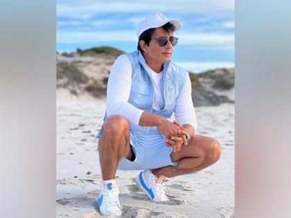 Sonu Sood thanks readers as his book reaches thousands of schools | Sonu Sood thanks readers as his book reaches thousands of schools Sonu Sood thanks readers as his book reaches thousands of schools | Sonu Sood thanks readers as his book reaches thousands of schools