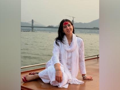 Sara Ali Khan's visit to Kamakhya temple | Sara Ali Khan's visit to Kamakhya temple Sara Ali Khan's visit to Kamakhya temple | Sara Ali Khan's visit to Kamakhya temple