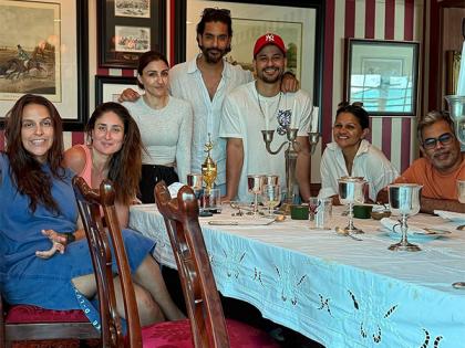 Kareena Kapoor's weekend get-together was all about food, laughter and pool time; check pics | Kareena Kapoor's weekend get-together was all about food, laughter and pool time; check pics Kareena Kapoor's weekend get-together was all about food, laughter and pool time; check pics | Kareena Kapoor's weekend get-together was all about food, laughter and pool time; check pics