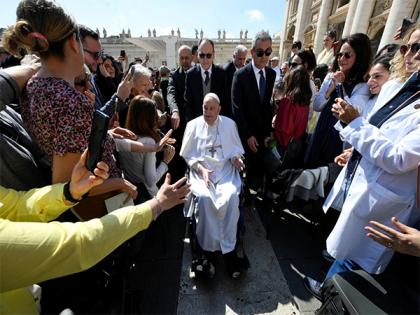 Pope Francis makes first public appearance at Vatican after leaving hospital | Pope Francis makes first public appearance at Vatican after leaving hospital Pope Francis makes first public appearance at Vatican after leaving hospital | Pope Francis makes first public appearance at Vatican after leaving hospital