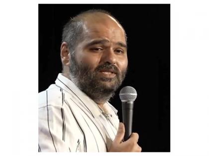 Bombay High Court to hear Kunal Kamra's plea seeking FIR quash tomorrow | Bombay High Court to hear Kunal Kamra's plea seeking FIR quash tomorrow Bombay High Court to hear Kunal Kamra's plea seeking FIR quash tomorrow | Bombay High Court to hear Kunal Kamra's plea seeking FIR quash tomorrow
